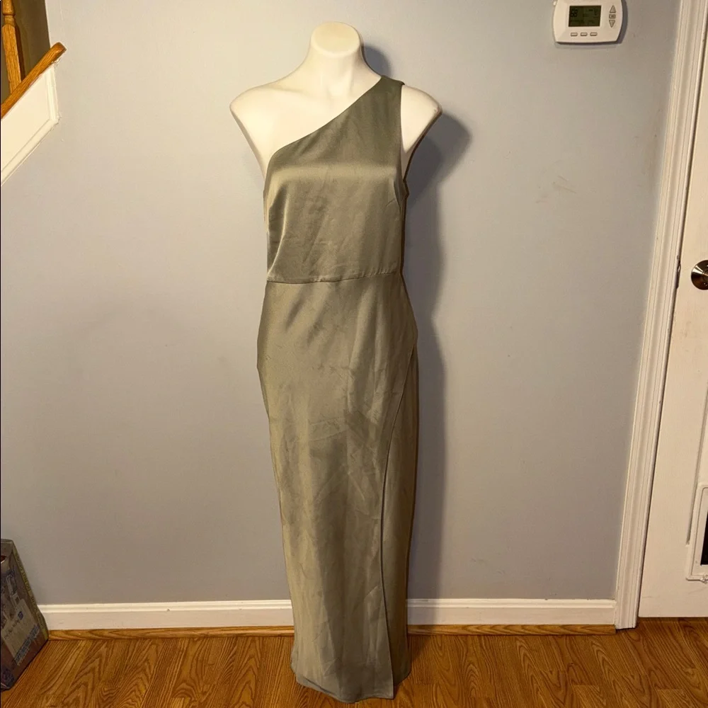 BHLDN Ladies NWT Dylan Stretch Satin One-Shoulder Leg Slit Maxi Dress. Size 12. - Picture 2 of 13